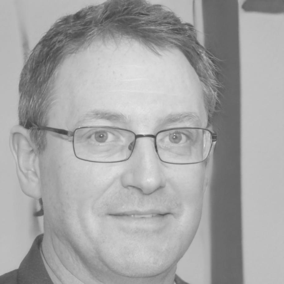 Consultor financeiro Miguel Pereira